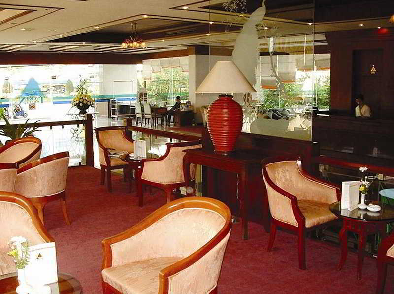 Tarin Hotel Чиангмай Екстериор снимка