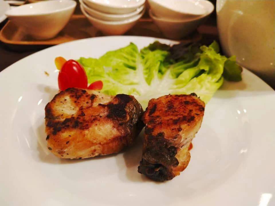 Tarin Hotel Чиангмай Екстериор снимка